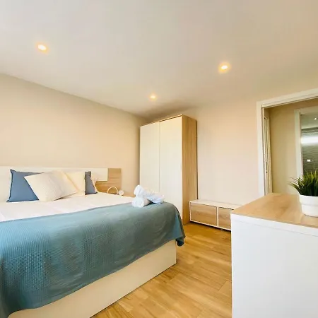 Apartament Moderno Con Vistas Al Mar -benalmadena Benalmádena